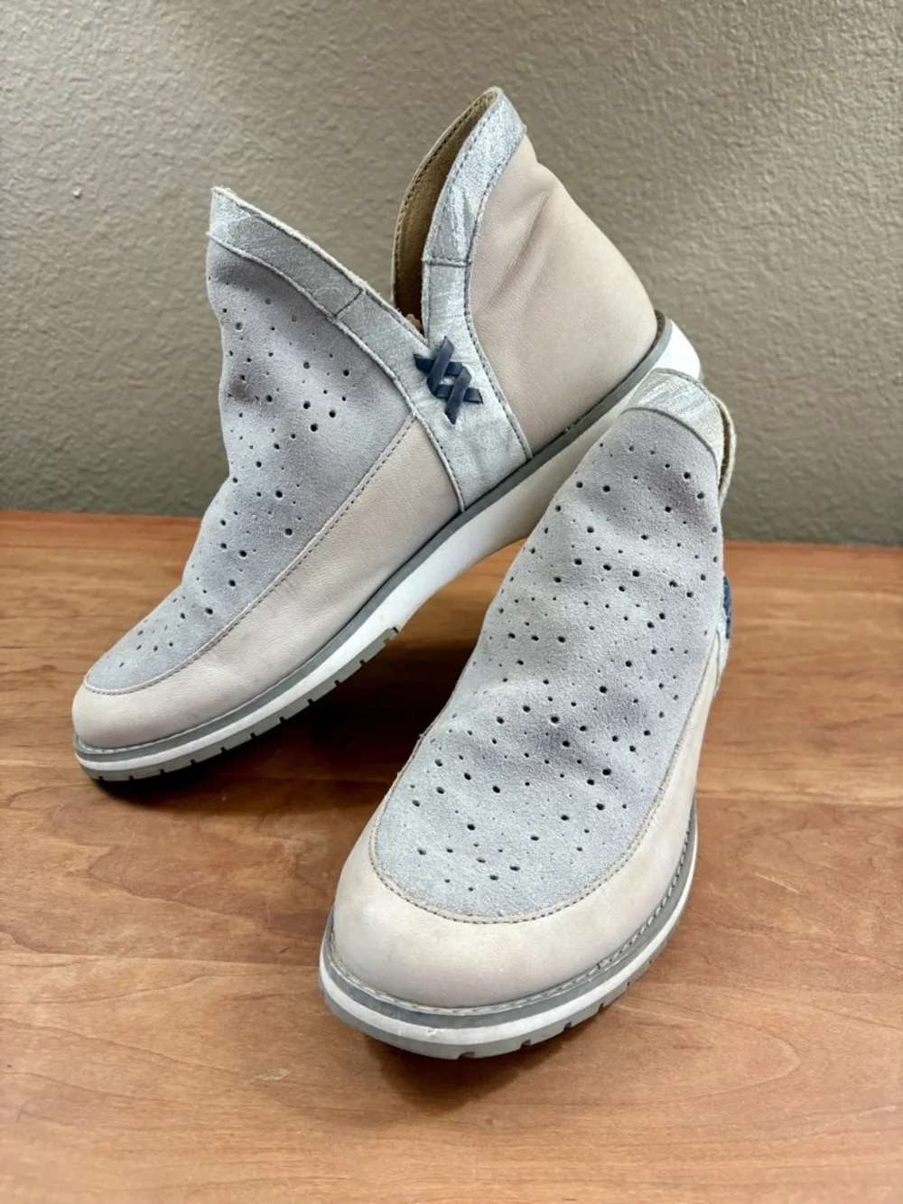 Emu Australia Sufi Dove Gray Casual Ankle Boots Womens size 8